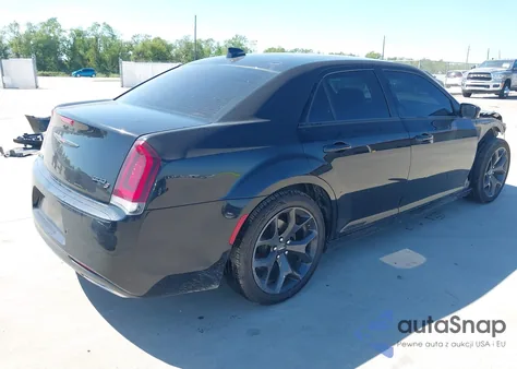 2022 Chrysler 300 S из США, поврежденный, VIN 2C3CCABG7NH228895